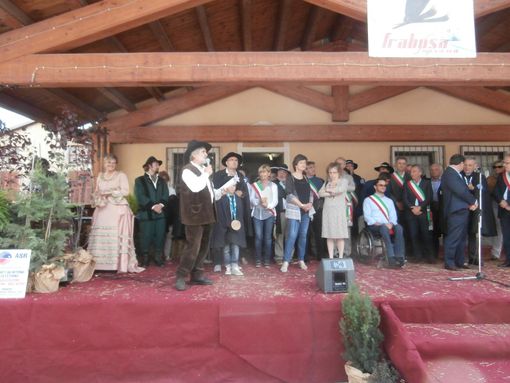 Ecco i nuovi Cavalieri del Raschera: due donne e un uomo saranno portavoce del nobile formaggio di Frabosa Soprano