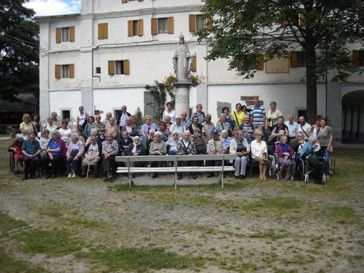 Pellegrinaggio per gli ospiti della Casa di Riposo di Sampeyre