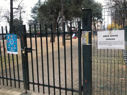Emergenza Covid, da oggi chiuse le aree gioco e sport in tutta la Granda Emergenza Covid, da oggi chiuse le aree gioco e sport in tutta la Granda