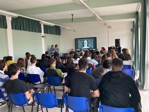 Il dramma dei "desaparecidos" raccontato dagli argentini Graziella Alciati, Norma Moszkowski, Cecilia Diaz e il cileno Juan Carlos Gutierrez Il dramma dei "desaparecidos" raccontato dagli argentini Graziella Alciati, Norma Moszkowski, Cecilia Diaz e il cileno Juan Carlos Gutierrez