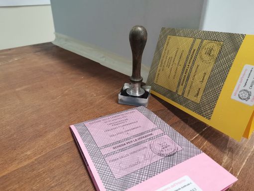 ELEZIONI Politiche 2022, in Granda alle 19 ha votato il 55% degli aventi diritto, affluenza in calo rispetto al 2018