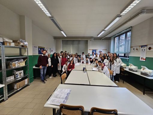 Donati 18 paia di occhiali correttivi a Cuneo grazie al progetto “Sguardi rivolti al Sociale” Donati 18 paia di occhiali correttivi a Cuneo grazie al progetto “Sguardi rivolti al Sociale”