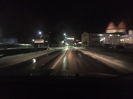 Gelicidio, la strada è una lastra di ghiaccio