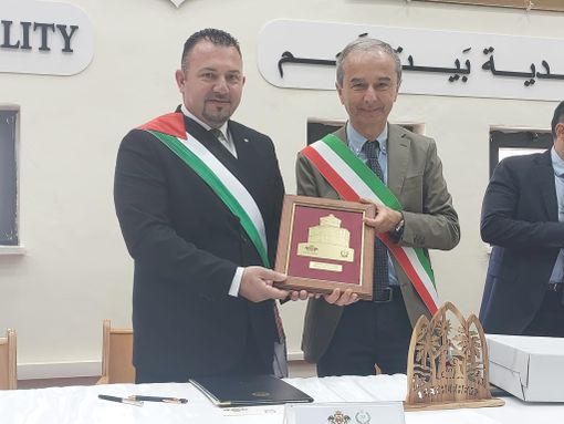 Siglato il patto fra Bra e Betlemme che diventano città gemellate