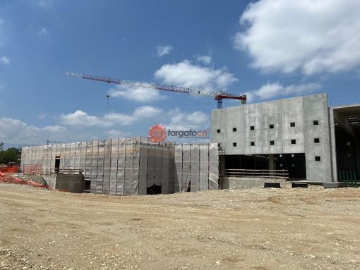 Futuro polo scolastico di Cuneo, il cantiere procede: si lavora anche di domenica Futuro polo scolastico di Cuneo, il cantiere procede: si lavora anche di domenica