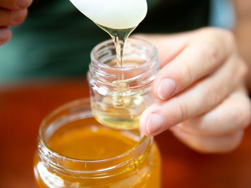 Miele, Coldiretti Cuneo: "Nel 2024 invasione di prodotto estero (+16%), attenzione al rischio frodi" Miele, Coldiretti Cuneo: "Nel 2024 invasione di prodotto estero (+16%), attenzione al rischio frodi"