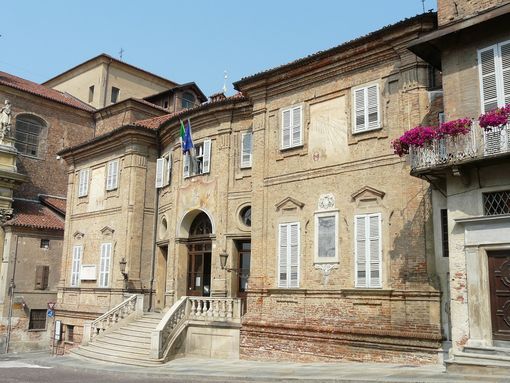 Il Palazzo Comunale di Bra