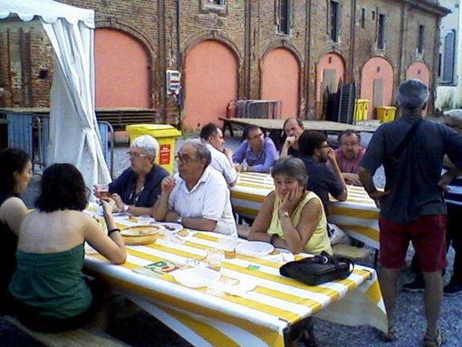 La cena della prima serata di Festa del PD