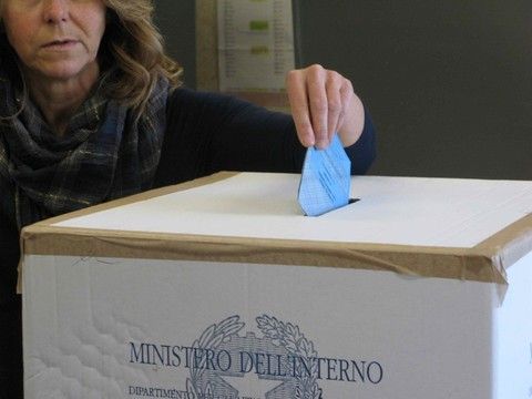 Alba: agevolazioni di viaggio per chi va a votare nel proprio comune elettorale