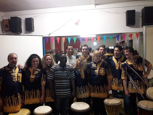 Gli organizzatori e partecipanti Gli organizzatori e partecipanti