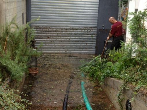 In foto si vede il livello raggiunto dall'acqua-Copyright targatocn.it