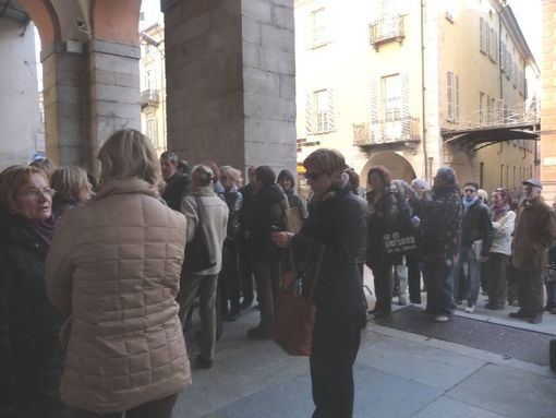 La coda per gli spettacoli di Scrittori in Città