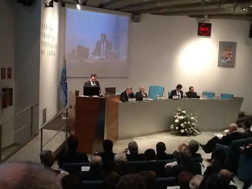 Il presidente Paschetta durante la relazione e nelle immaggni successive alcuni momenti dell'assemblea (© targatocn.it)