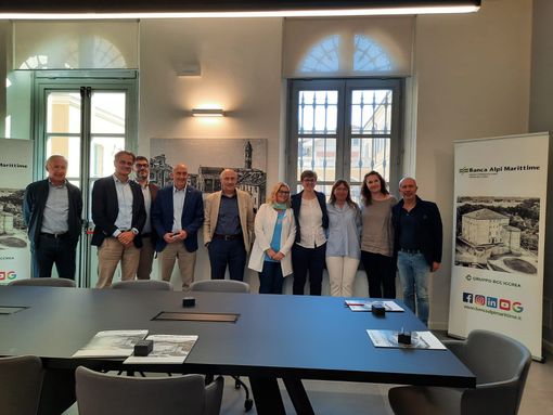 Saluzzo, presentazione stampa del Fitwalking del Cuore 2024 nella sede della Banca Alpi Marittime