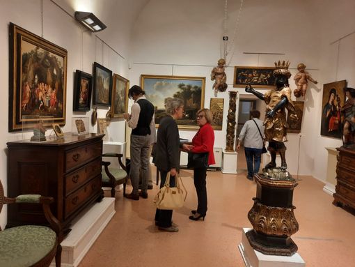 A Saluzzo continua la Mostra dell'Antiquariato 2024
