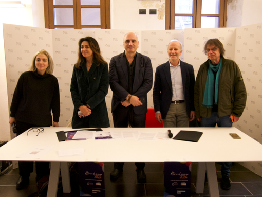 Saluzzo presentazione stampa di Ritorno al cinema 2024: da sin. Cristina Colet (AIACE Torino), ass. Attilia Gullino (Comune di Saluzzo), Paolo Manera (Film Commission Torino Piemonte), Marco Chiriotti (Regione Piemonte), Enrico Verra (AIACE Torino)