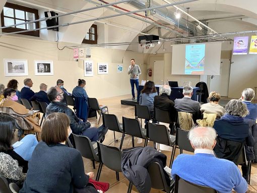 Momenti della presentazione de “Il Quartiere”