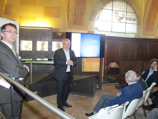 Il sindaco di Alba alla riconsegna della pala d'altare San Bovo Il sindaco di Alba alla riconsegna della pala d'altare San Bovo