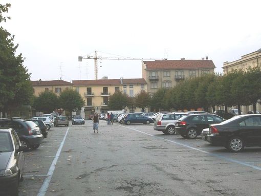 Il piano di recupero di piazza Carlo Alberto a Bra: la posizione dell’impresa che ha realizzato l’intervento