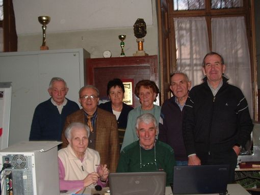 Il gruppo di “ allievi “ con il relatore delle lezioni Francesco Oberto