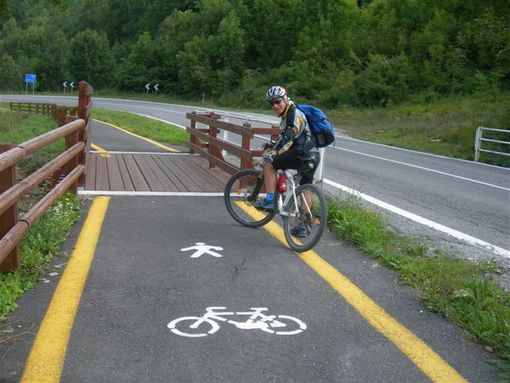 Vernante, i lavori di captazione delle sorgenti di San Macario non penalizzino troppo chi usa la pista ciclabile Vernante, i lavori di captazione delle sorgenti di San Macario non penalizzino troppo chi usa la pista ciclabile
