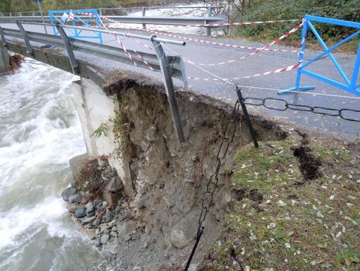 Il ponte sul Po in via Montebracco (foto tratta dal sito internet del Comune) Il ponte sul Po in via Montebracco (foto tratta dal sito internet del Comune)