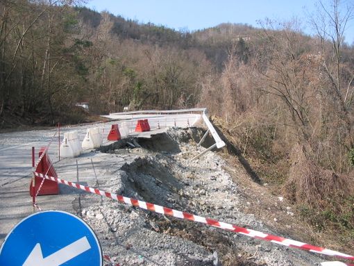 La frana sul territorio di Monesiglio La frana sul territorio di Monesiglio