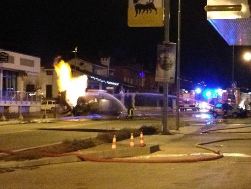 Busca: evacuati palazzi in zona Loreto dopo incidente al distributore Agip. Situazione adesso sotto controllo. Aggiornamenti in tempo reale