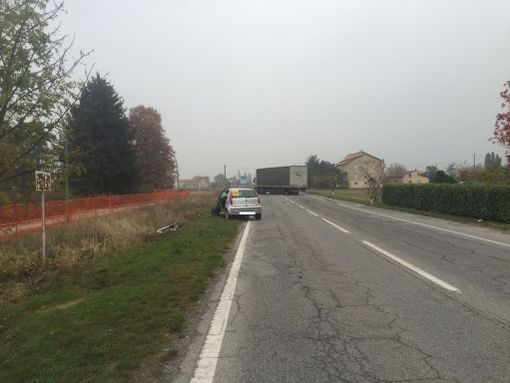 Scontro tra auto e camion davanti alla Michelin di Ronchi: rallentamenti sulla SS20 Scontro tra auto e camion davanti alla Michelin di Ronchi: rallentamenti sulla SS20