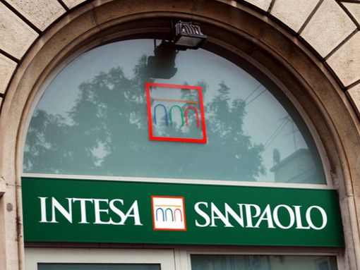 Chiudono gli sportelli di Intesa Sanpaolo a Sanfront e Paesana, Uncem ai residenti: "Cambiate banca" Chiudono gli sportelli di Intesa Sanpaolo a Sanfront e Paesana, Uncem ai residenti: "Cambiate banca"