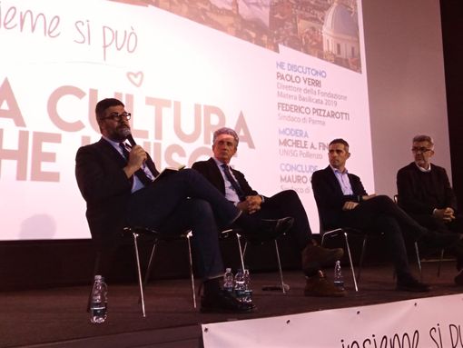 La Cultura che Unisce, dibattito con Paolo Verri e Federico Pizzarotti al Cinema Italia di Saluzzo La Cultura che Unisce, dibattito con Paolo Verri e Federico Pizzarotti al Cinema Italia di Saluzzo