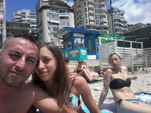 Anche in vacanza in Albania si legge Targatocn.it ....e voi? Anche in vacanza in Albania si legge Targatocn.it ....e voi?