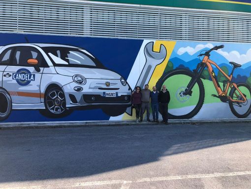 Un murales gigante di Pao sulla parete di Candela Gomme a Borgo San Dalmazzo [FOTO E VIDEO]