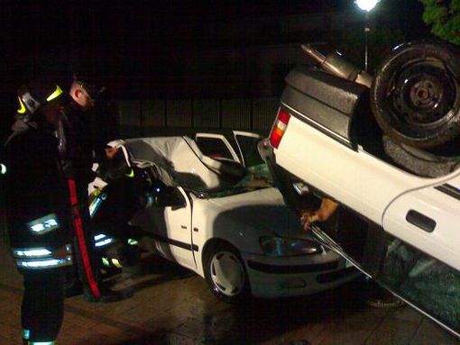 Incidenti a Santa Vittoria d'Alba e Magliano Alfieri, auto capottate e feriti lievi