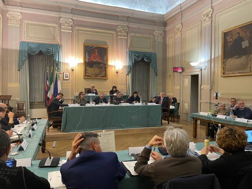 Il tema "neve" scalda l'ultimo consiglio comunale del 2022 a Mondovì