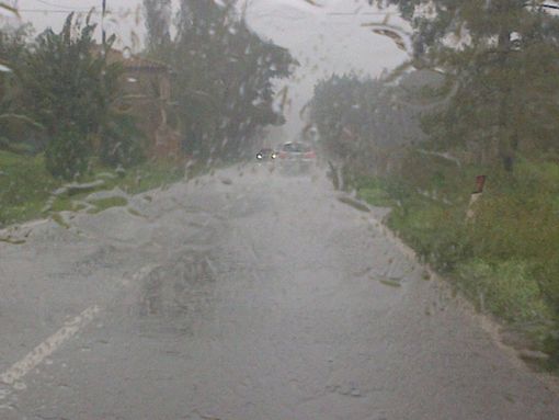 La Granda di nuovo sotto un diluvio violento ma, fortunatamente breve La Granda di nuovo sotto un diluvio violento ma, fortunatamente breve