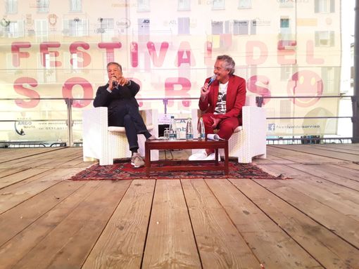 Festival del Sorriso: archiviata con successo la prima giornata, le interviste a Pozzetto e Luxuria