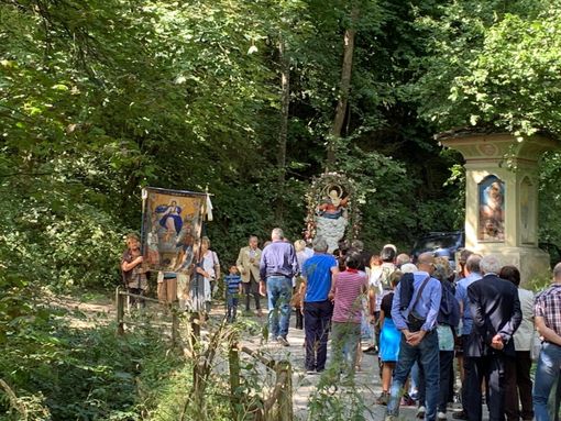 La Processione a Ruata Prato di Dronero per l'Assunta del 15 agosto