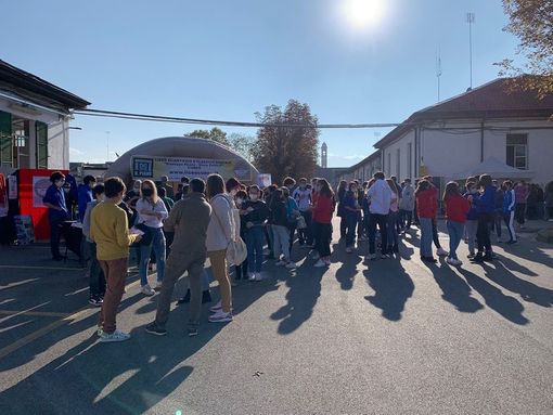 Le scuole superiori di Cuneo si presentano al salone dell'orientamento alla caserma Vian