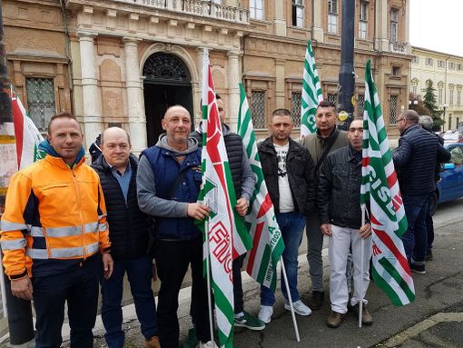 "Basta morti sul lavoro", anche la Interstrade di Mondovì allo sciopero del reparto edile autostradale ad Alessandria