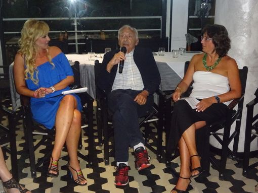 Bra, Silvia Gullino a fianco di Elena Ballerini per intervistare Mogol