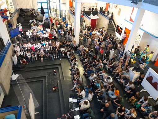 Svelarti”: grande partecipazione alla mostra/evento del liceo artistico di Cuneo