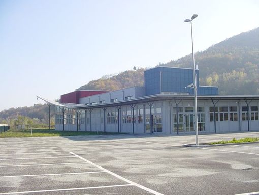 Dronero, quale futuro per Tecnogranda? La struttura fa gola anche ai privati Dronero, quale futuro per Tecnogranda? La struttura fa gola anche ai privati