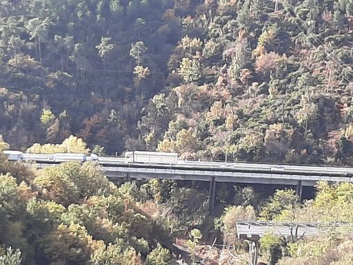 Dopo il crollo di domenica scorsa riaperta al traffico la Torino-Savona Dopo il crollo di domenica scorsa riaperta al traffico la Torino-Savona