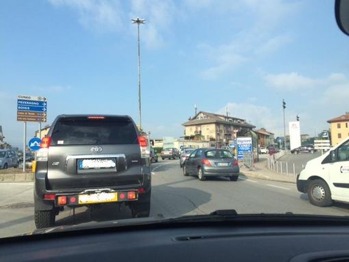 Traffico in tilt a Borgo Gesso per i lavori di costruzione della rotonda