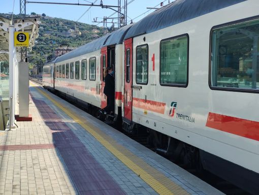 Domenica sciopero nazionale del personale del Gruppo FS e Trenord Domenica sciopero nazionale del personale del Gruppo FS e Trenord