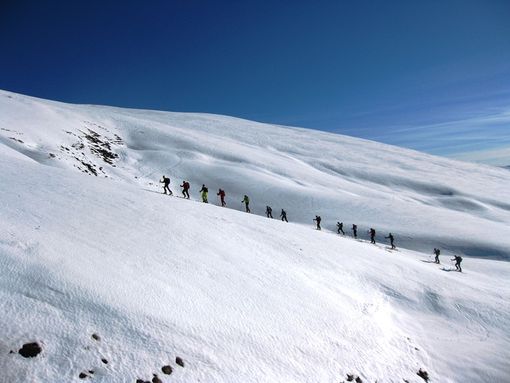 A Pian Munè esercitazione militare in uno scenario di guerra, con liberazione di ostaggi ed evacuazione