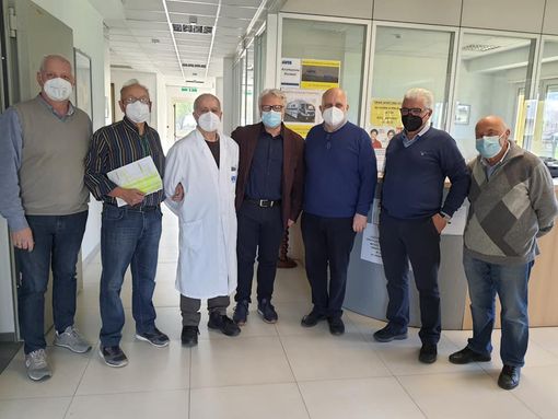 Il consigliere regionale Marello visita la sede albese di Avis e la nuova autoemoteca