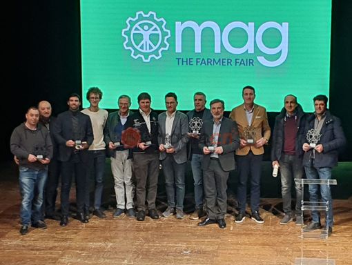 I rappresentanti delle aziende premiate per il concorso "Novità tecniche" 2025 del Mag (Foto di Anna Maria Parola) I rappresentanti delle aziende premiate per il concorso "Novità tecniche" 2025 del Mag (Foto di Anna Maria Parola)