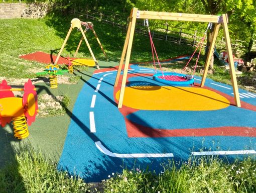 Paroldo, riqualificato il parco giochi: la nuova area è accessibile a tutti, anche a bambini con disabilità Paroldo, riqualificato il parco giochi: la nuova area è accessibile a tutti, anche a bambini con disabilità